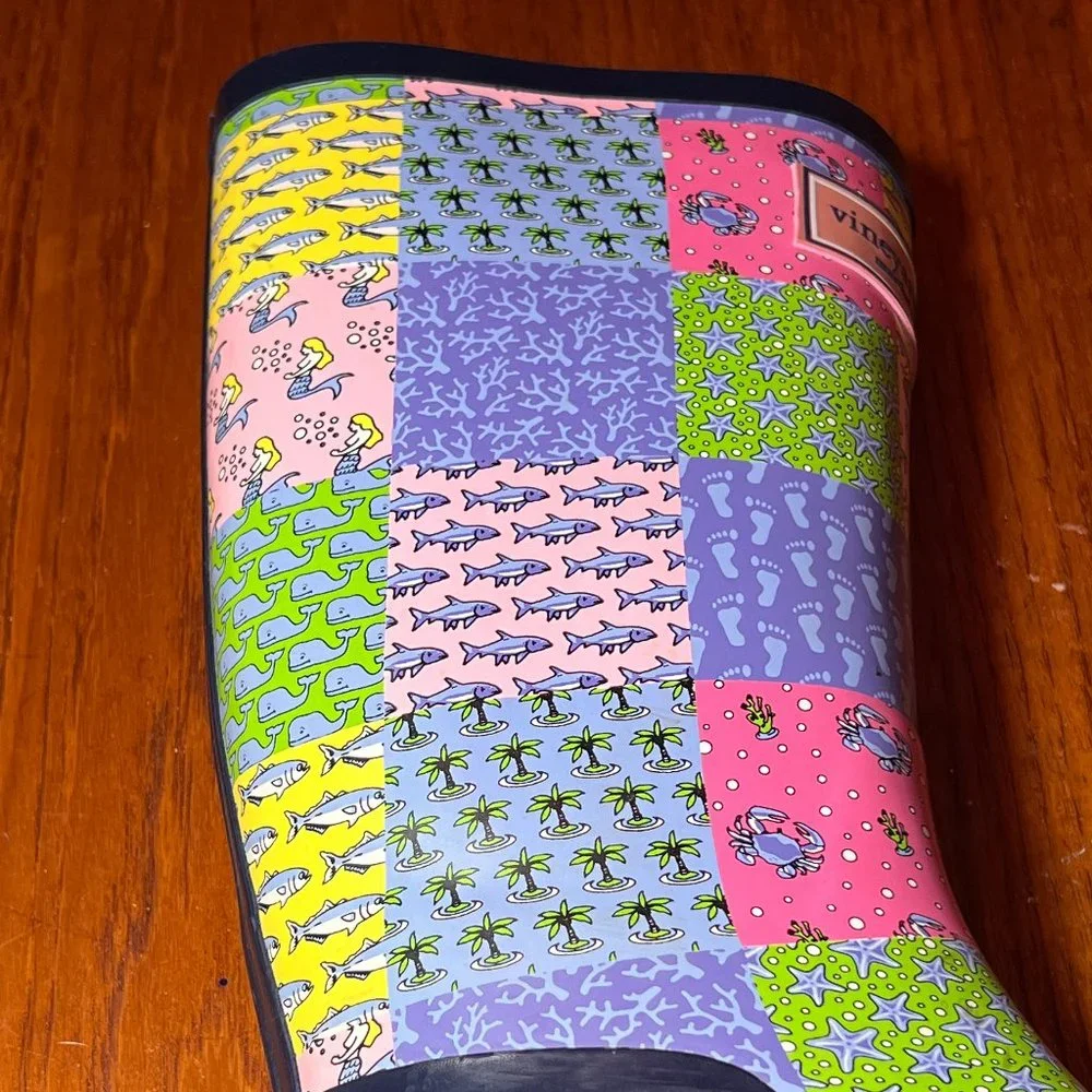 Vineyard vines rain boots size 7